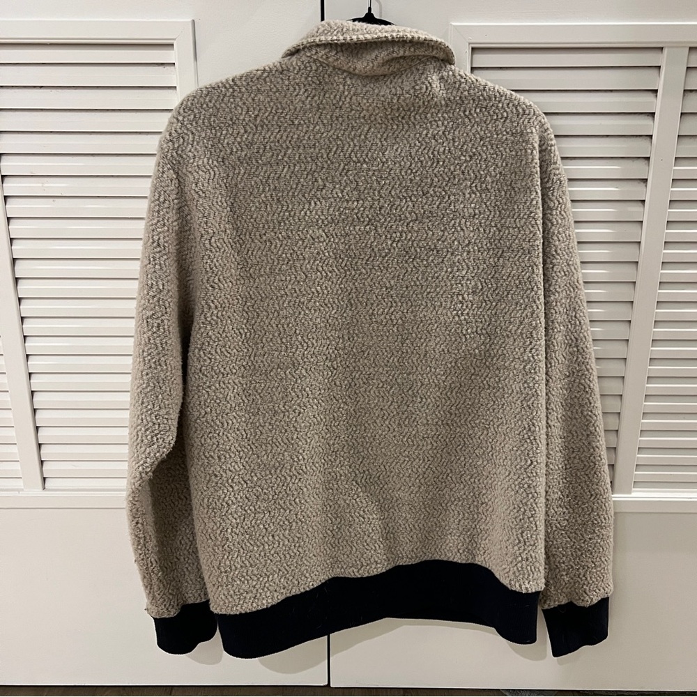 Patagonia Men’s Zip up fleece jacket - Picture 5 of 5